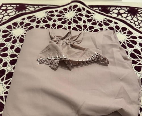 طقم العروض سجاده خفيفه مع شرشف صلاه