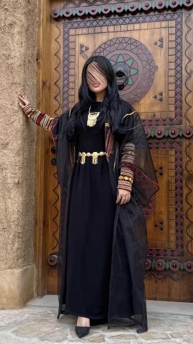 فستان عسيريه أحمر