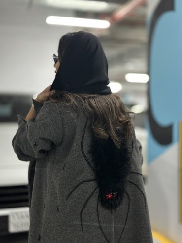 عباية العنكبوت