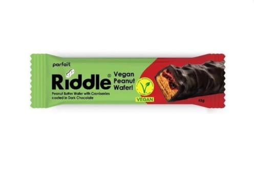 RIddle فول سوداني مع التوت البري