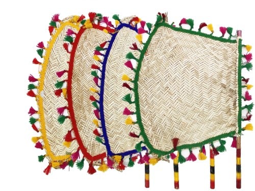 مروحة يدوية كبيره مع هدب