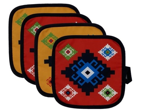 بيز بالنقشة التراثية