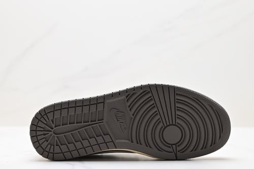 Air Jordan 1 Retro Low Travis Scott Reverse Mocha