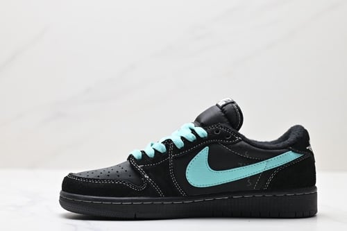 Air Jordan 1 Retro Low Travis Scott