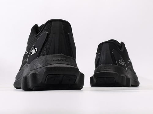 حذاء alo رانر