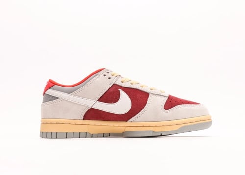 Nike SB Dunk Low Year of the dragon