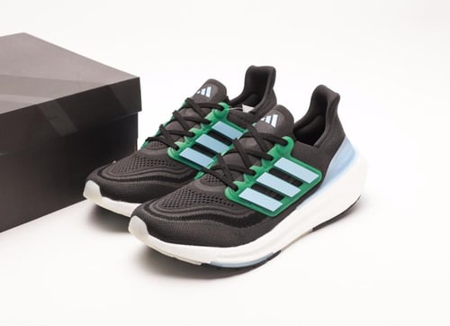 Adidas Ultra Boost Light 2023