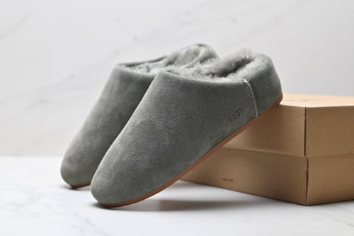 UGG Elea Slip-On Slipper