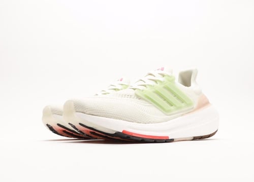 Adidas Ultra Boost 2023 Light Linen Green