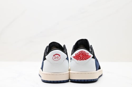 Air Jordan 1 Retro Low Travis Scott
