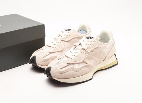 New Balance 327 All Pink