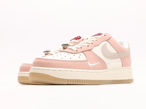 Nike Air Force 1 Low 'Pink