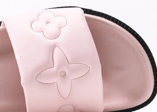 لويس فيتون سلايد