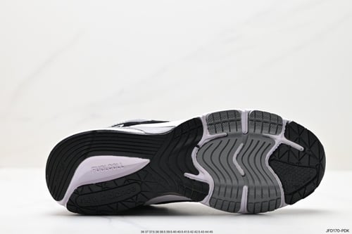 New Balance 990v6 Black/Silver