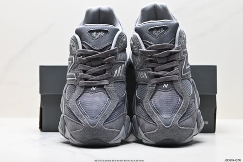 New Balance 9060 Magnet