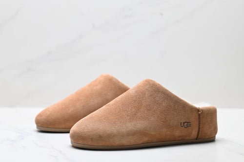 UGG Elea Slip-On Slipper