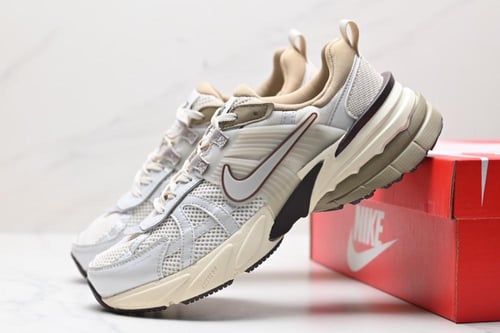 Nike V2K Run "Light Orewood Brown