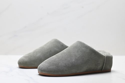 UGG Elea Slip-On Slipper