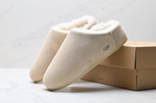 UGG Elea Slip-On Slipper