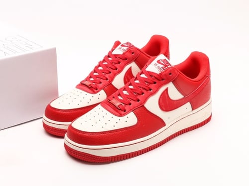 Nike Air Force 1 Low ' Red