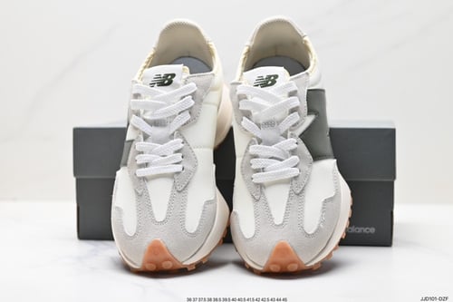New Balance 327