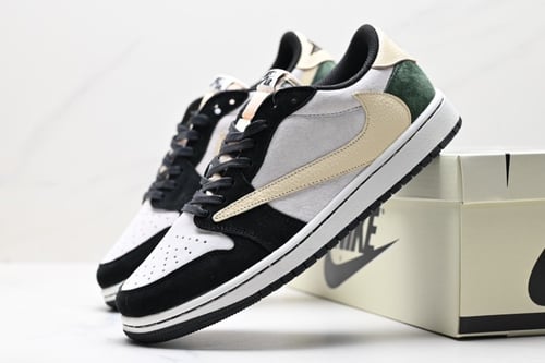 Air Jordan 1 Retro Low Travis Scott