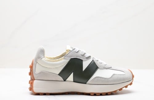 New Balance 327
