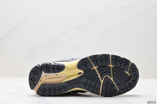 New Balance 2002R N-ERGY