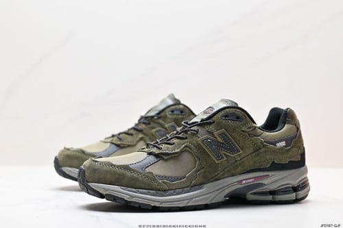 New Balance 2002R ” Protection pack “ Olive