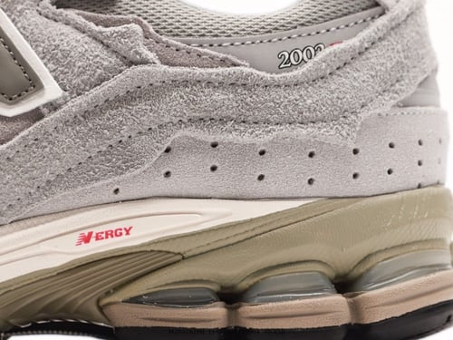 New Balance 2002R N-ERGY