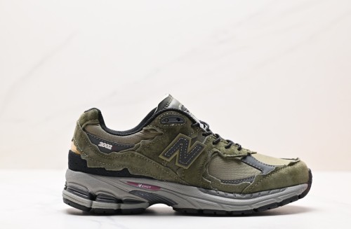 New Balance 2002R ” Protection pack “ Olive