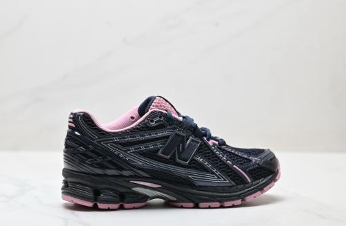 New Balance 2002r Black Pink