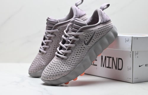 Nike Mind 002