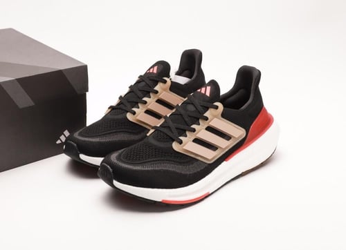 Adidas Ultra Boost Light 2023