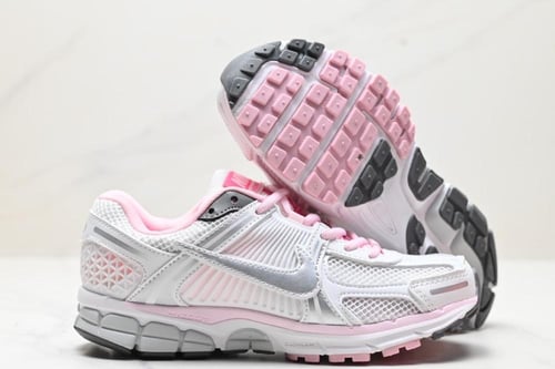 Nike Zoom Vomero 5