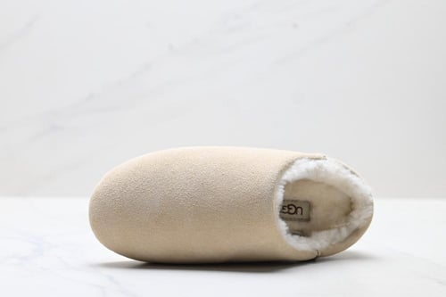 UGG Elea Slip-On Slipper