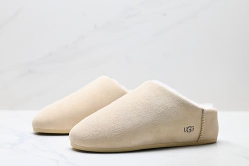 UGG Elea Slip-On Slipper