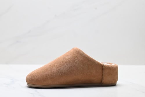 UGG Elea Slip-On Slipper