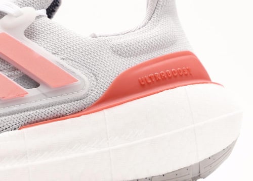 Adidas Ultra Boost Light 2023