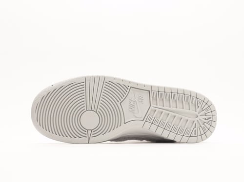 Nike SB Dunk Low Retro