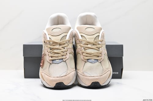 New Balance 2002R N-ERGY