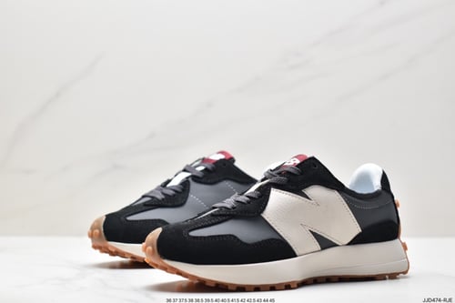 New Balance 327 Black white 1