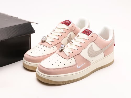 Nike Air Force 1 Low 'Pink