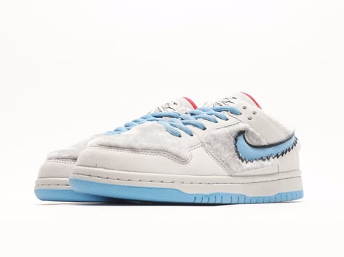 Nike SB Dunk Low Retro