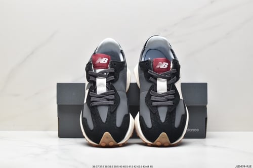 New Balance 327 Black white 1