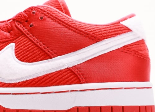Nike SB Dunk Low