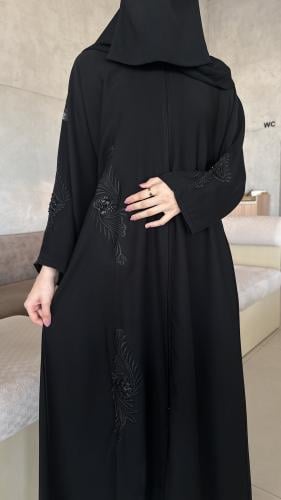 عباية عهد 118 قماش انترانت بتطريز فخم