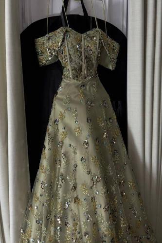Luxury evening dress with an elegant royal design