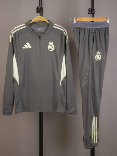 Real Madrid 25/26 exercise set