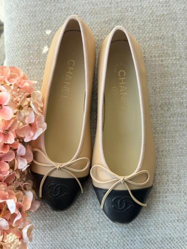 Chanel ballerinas